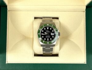 Rolex Submariner Date Oyster, 41mm, Oystersteel.