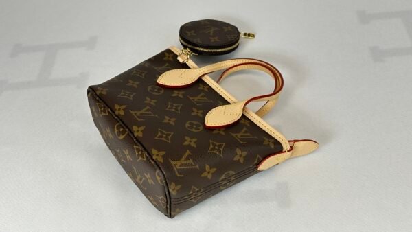 Louis Vuitton Never full BB