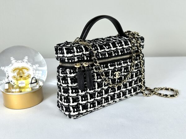 Chanel 25C Black and White Tweed Top Handle Vanity Case with Chain