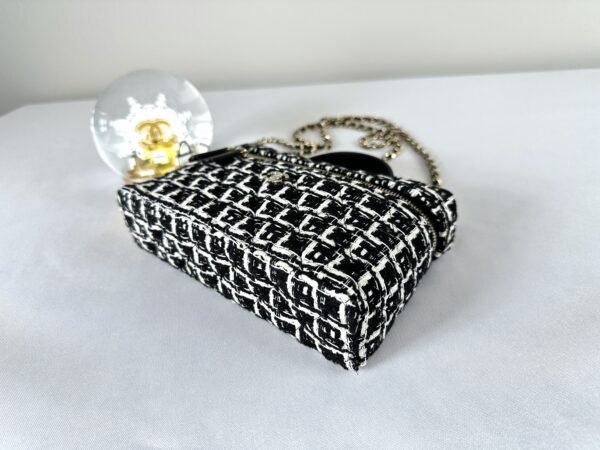 Chanel 25C Black and White Tweed Top Handle Vanity Case with Chain