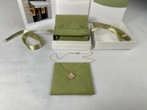 IMG_9174 Van Cleef Arpels 2025 Holiday Pendant