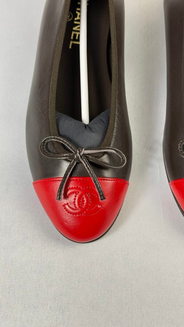 Chanel 26S Brown Lambskin Ballerinas