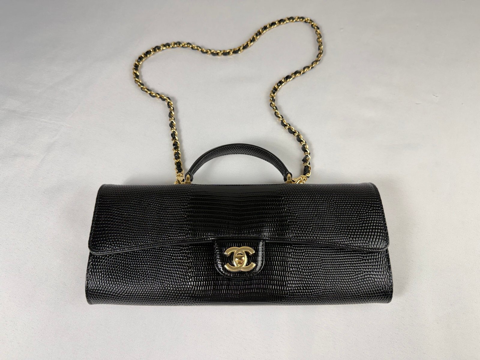 Chanel 26A Black Lizard Print East West Clutch