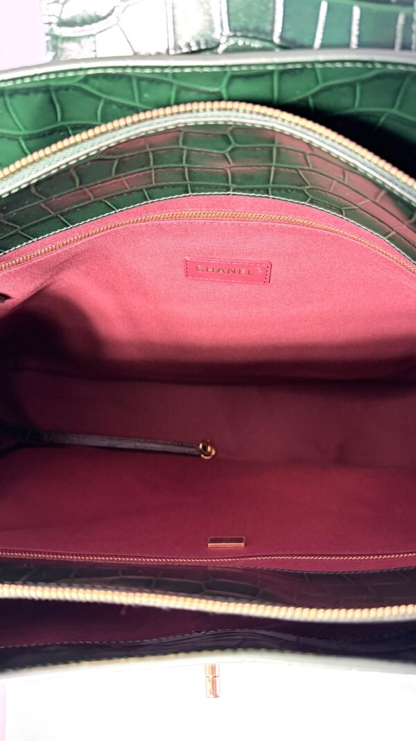 Chanel 26A Emerald Green Croc Embossed Shopping Tote